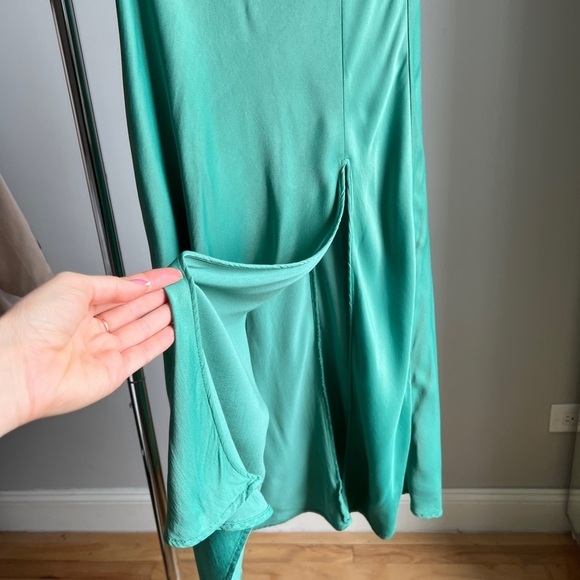 Zara Light Green Skirt with Front Cut in XS - Picture 3 of 10